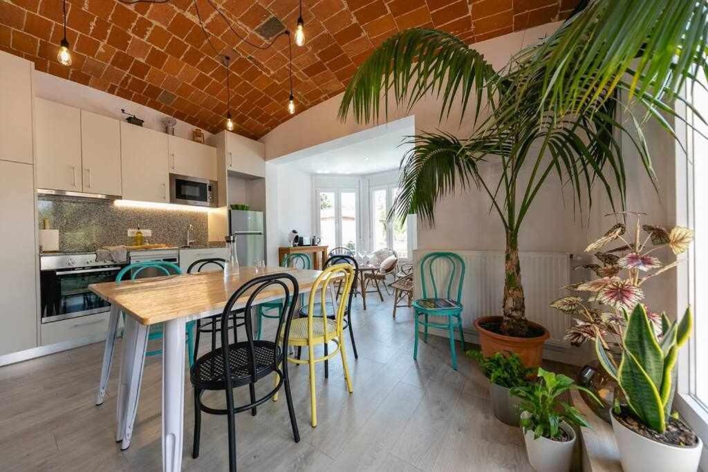 Newly Renovated Room W Pool & Bikeparking خيرونا المظهر الخارجي الصورة