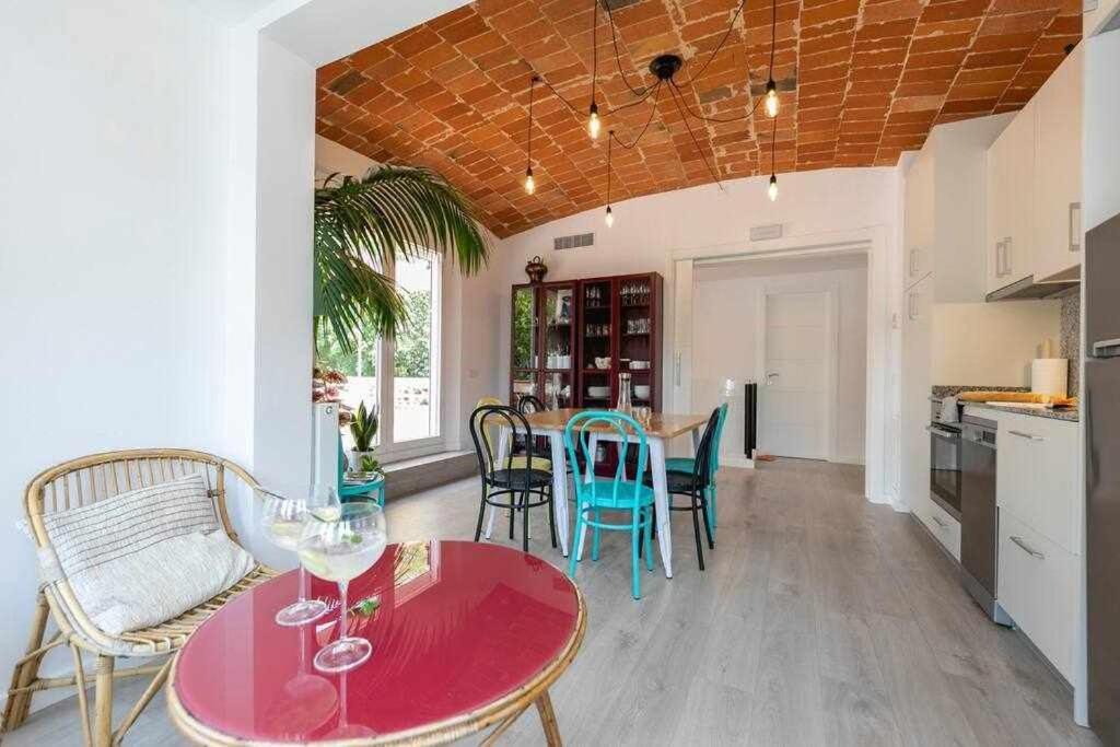 Newly Renovated Room W Pool & Bikeparking خيرونا المظهر الخارجي الصورة