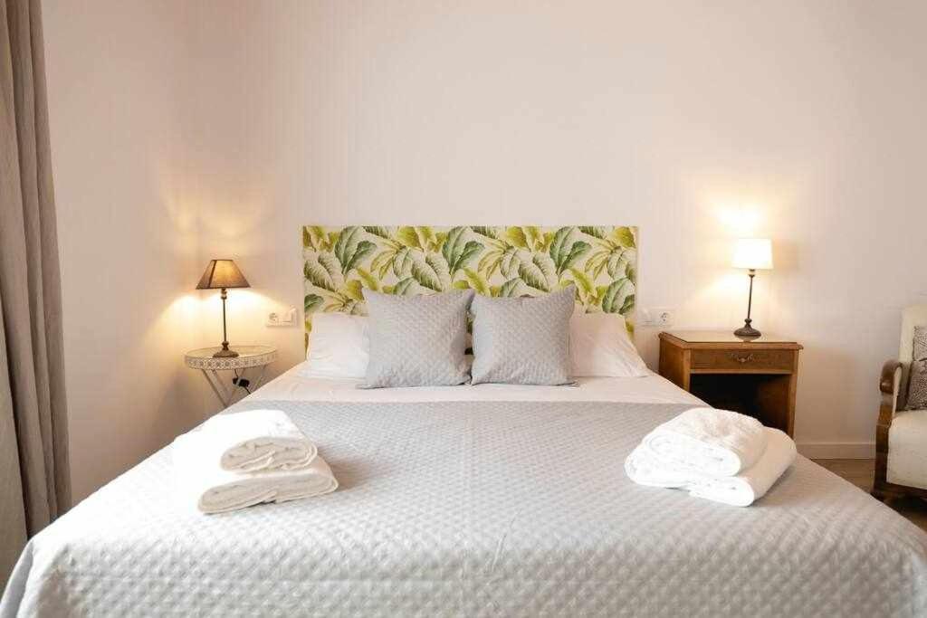 Newly Renovated Room W Pool & Bikeparking خيرونا الغرفة الصورة
