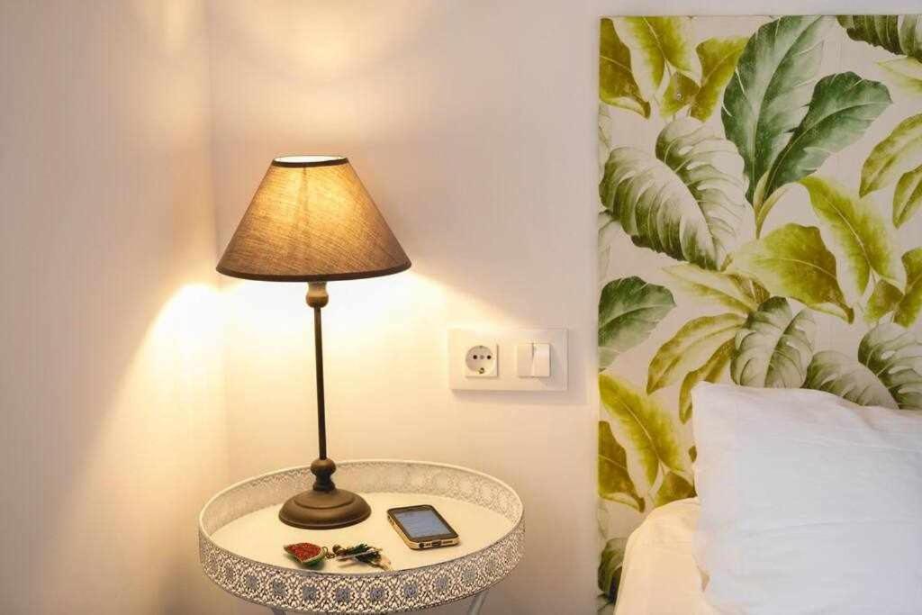 Newly Renovated Room W Pool & Bikeparking خيرونا الغرفة الصورة